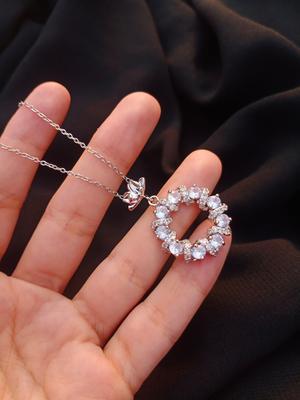 Flower-Shaped Silver Locket – Beautiful and Elegant for Women